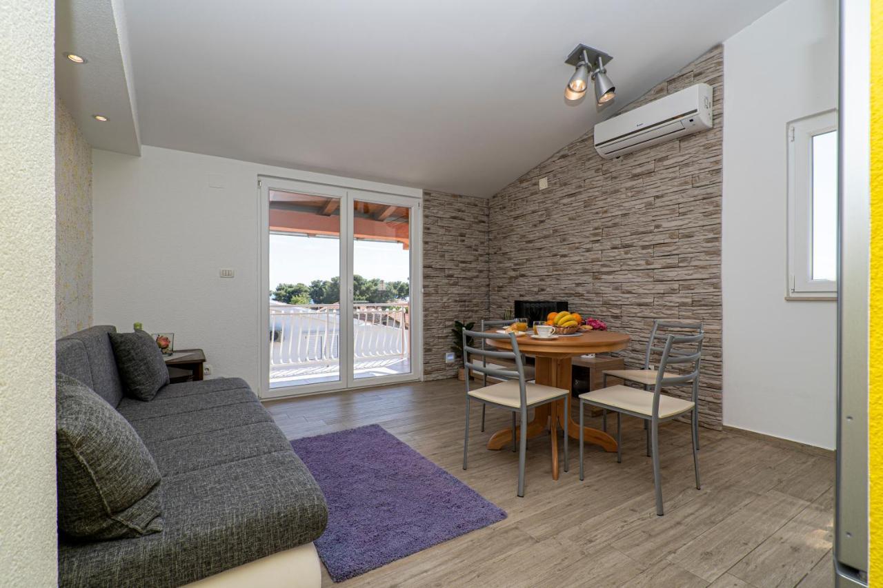 Seaview & Balcony Apartment Petra جادريغا المظهر الخارجي الصورة