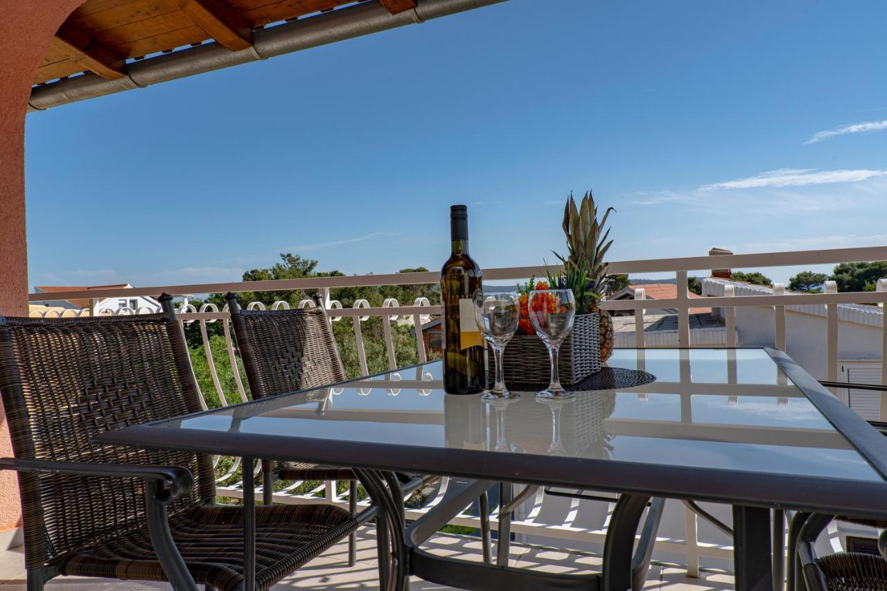 Seaview & Balcony Apartment Petra جادريغا المظهر الخارجي الصورة