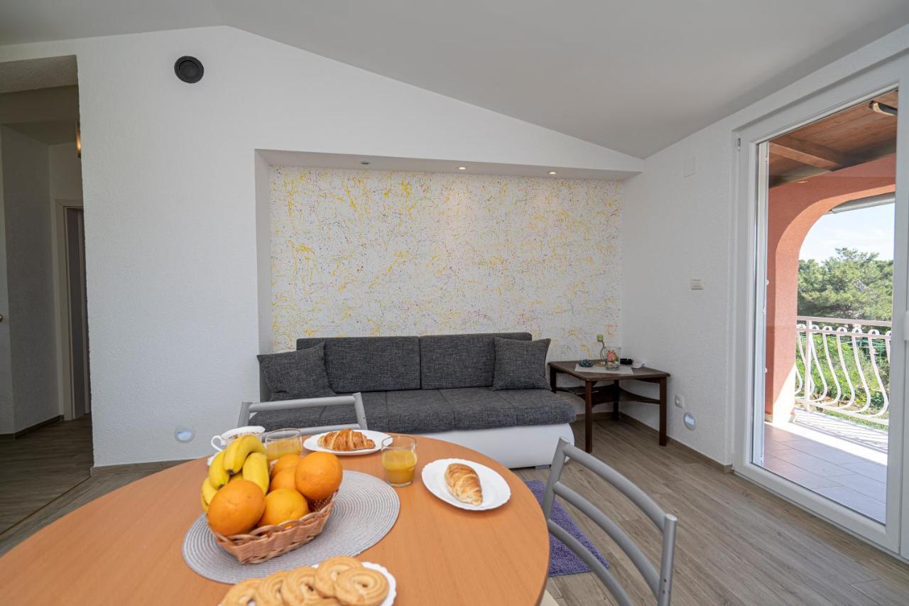 Seaview & Balcony Apartment Petra جادريغا المظهر الخارجي الصورة